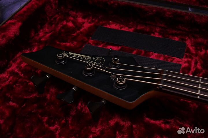 Бас-гитара Charvel CSB-55. Japan
