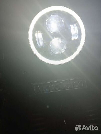 Светодиодная фара на мотоцикл