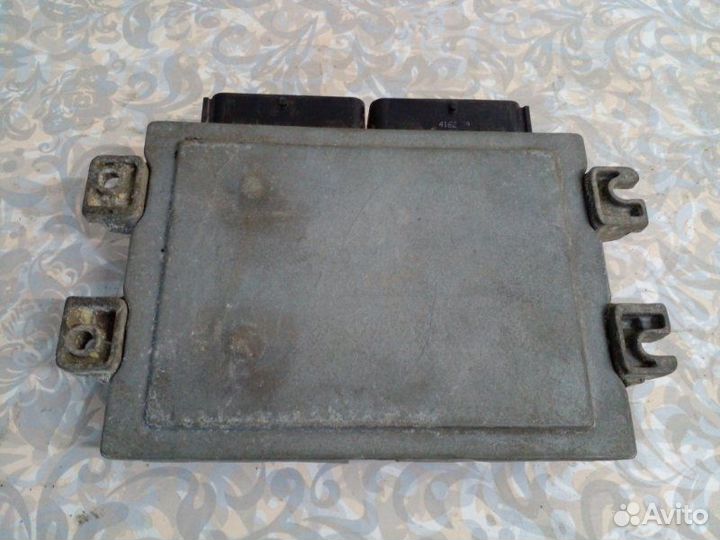 Блок управления двигателем Renault Logan 1 2010