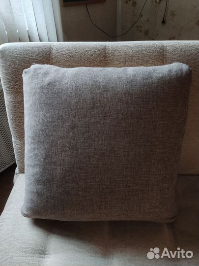 Подушка для дивана