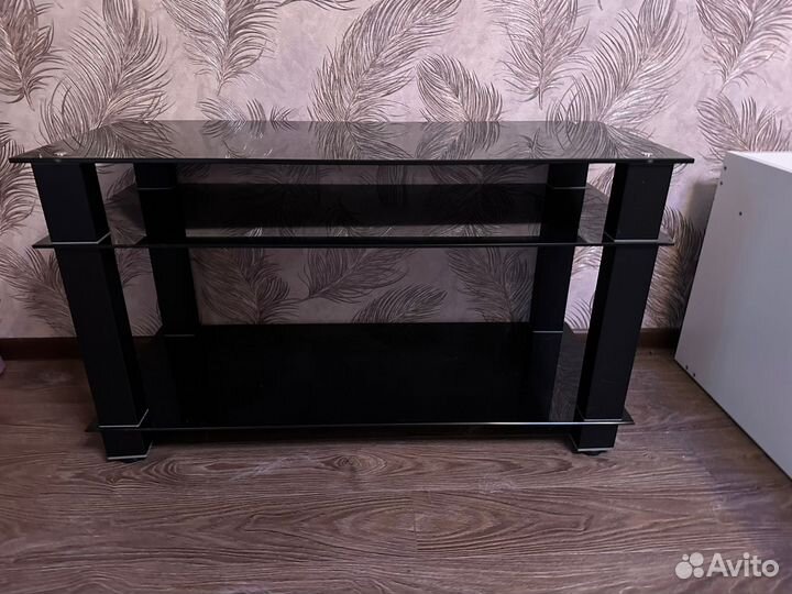 Тумба под телевизор