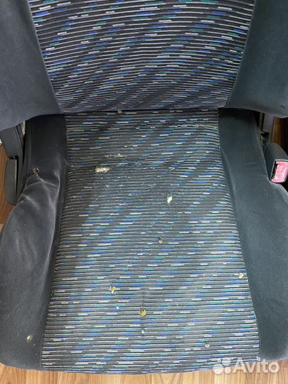 Кресла переднии Corolla Levin