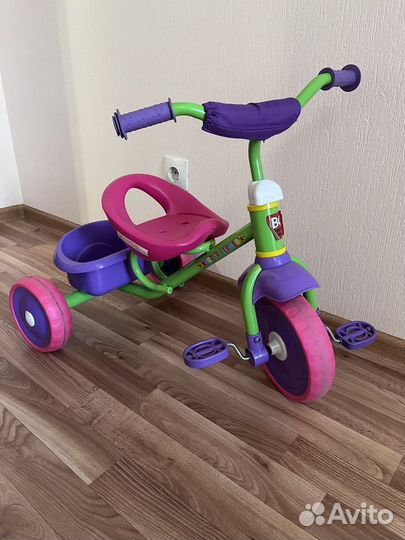 Трехколесный велосипед