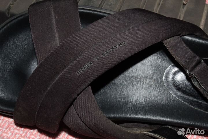 Сандалии летние charles and keith