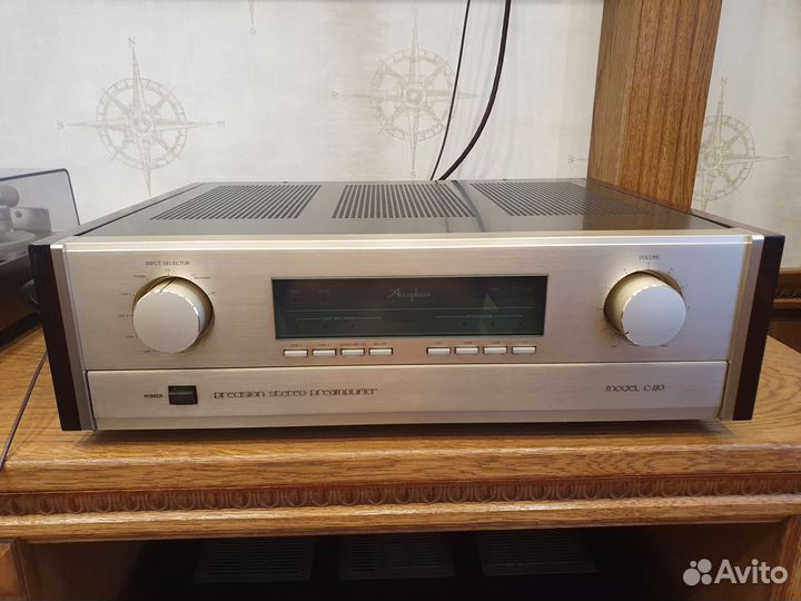 Предварительный усилитель Accuphase c-270