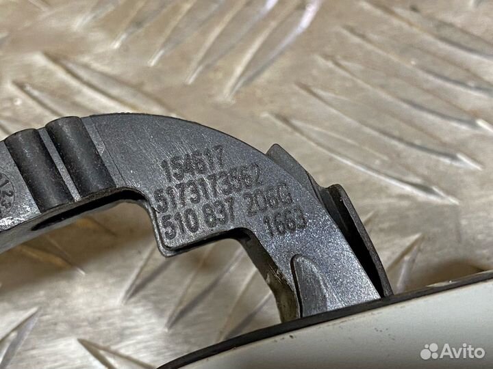 Ручка наружная двери передней правой Volkswagen 2