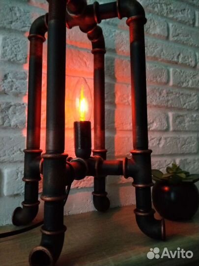 Светильник-лампа в стиле лофт