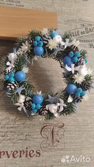 Венок декоративный