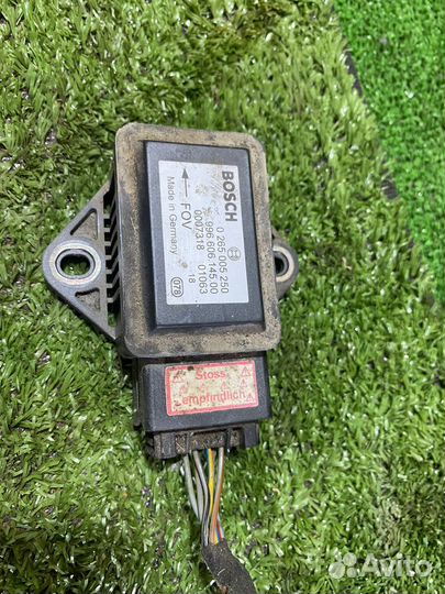 Датчик ускорения Porsche Boxster