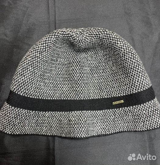 Головные уборы женские осень