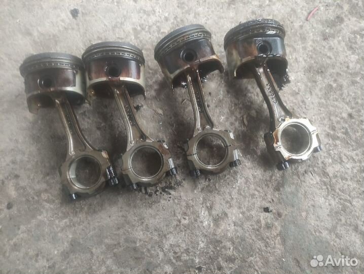 Поршень шатун Lifan Smily 1.3