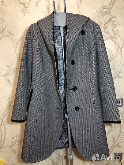 Пальто димесезоннее