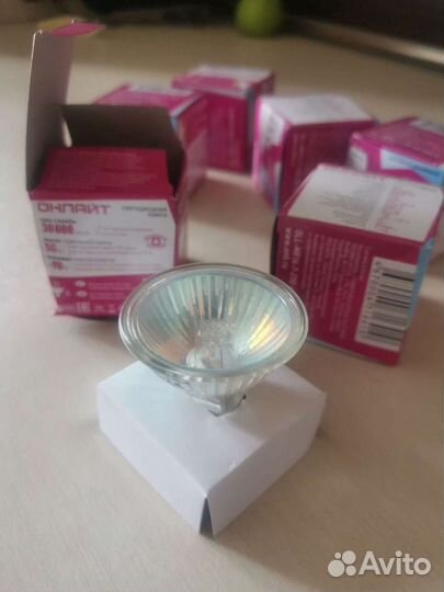 Галогенные лампочки в точечный светильник w 35 Вол