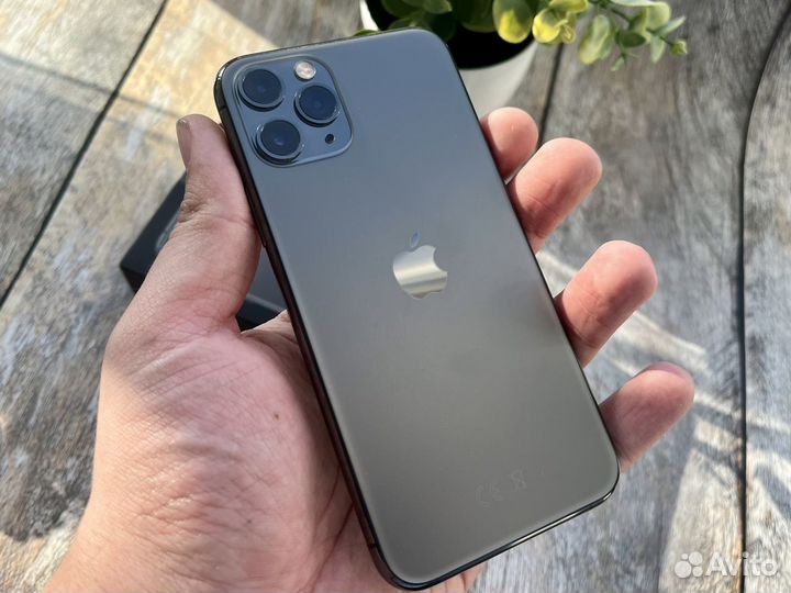 iPhone 11 Pro, 64 ГБ