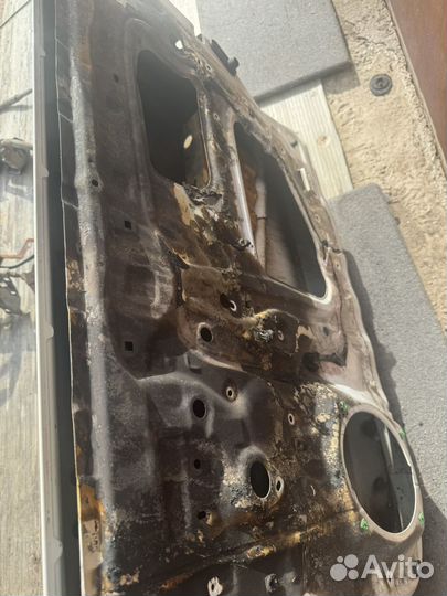 Дверь передняя правая toyota land cruiser 200