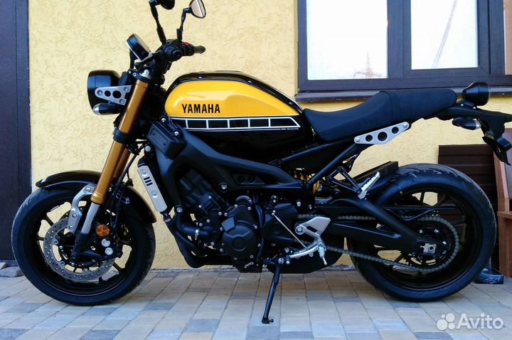 Yamaha xsr 900