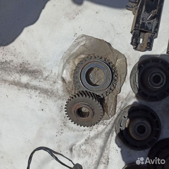 Шестерни пятой передачи ларгус