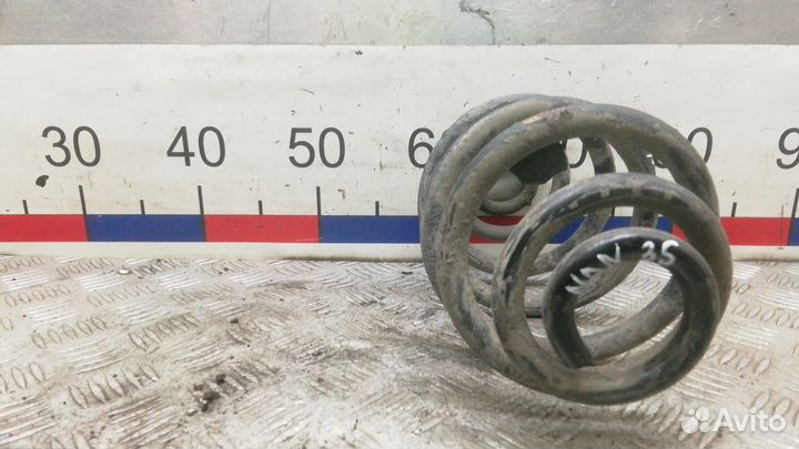 Пружина задняя Volkswagen Passat B5 (2000–2005)