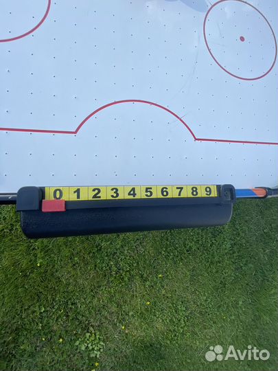 Аэрохоккейный стол