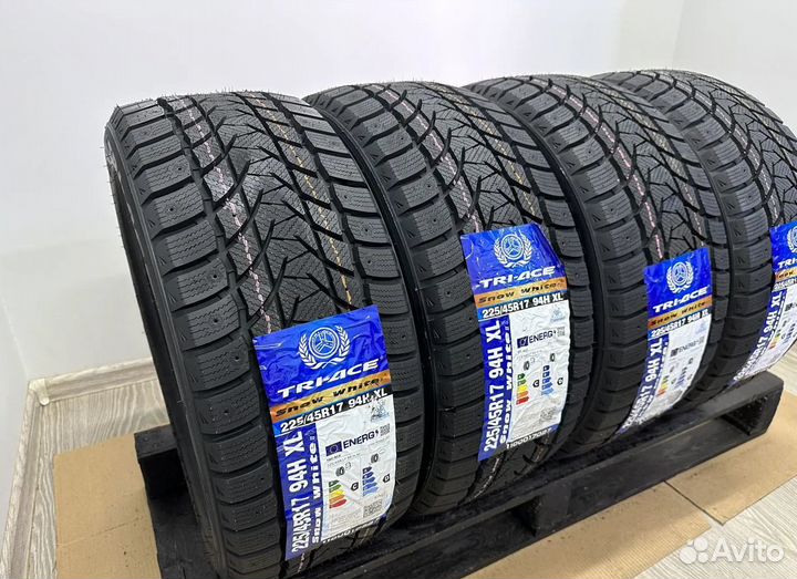Tri Ace Snow White II 225/45 R17 22H