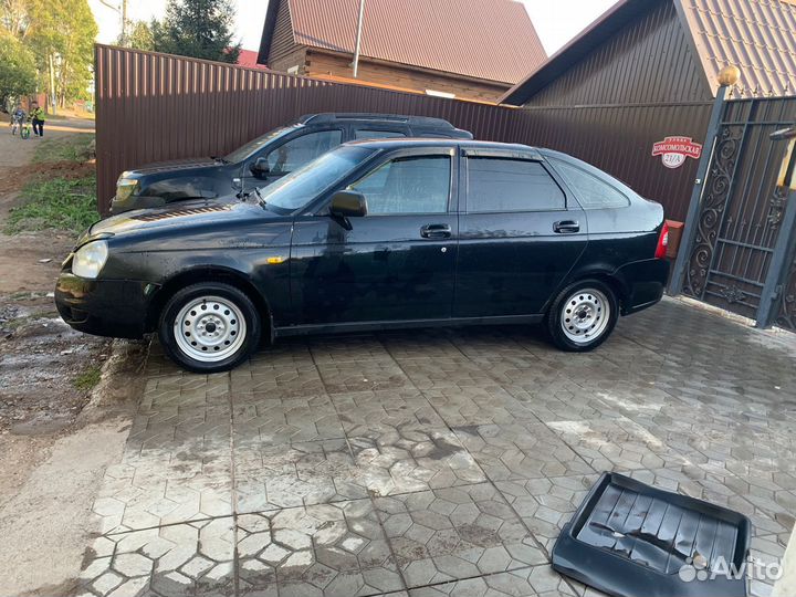 LADA Priora 1.6 МТ, 2011, 200 000 км