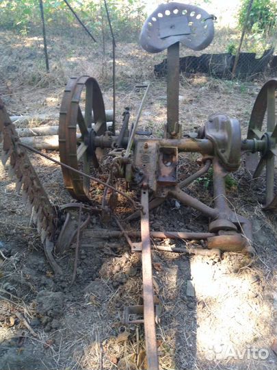 Косилка конная Лобогрейка