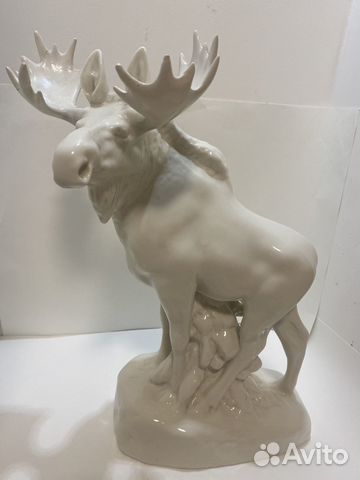 Фарфоровая статуэтка лось лфз