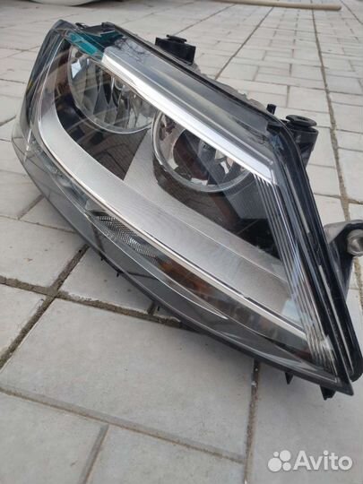 Фары volkswagen jetta 6правая