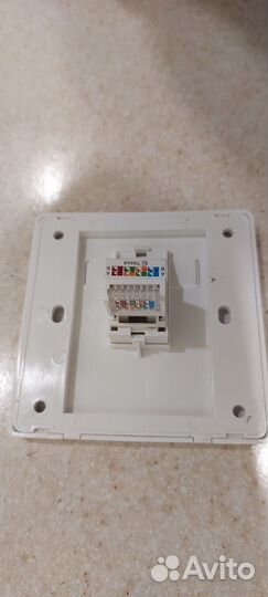 Интернет-розетка RJ 45