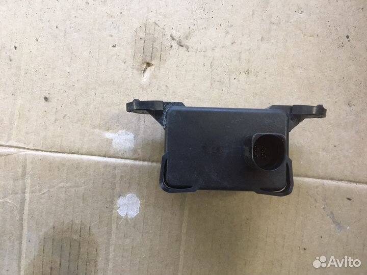 Датчик ускорения Audi A3 8P (3552)