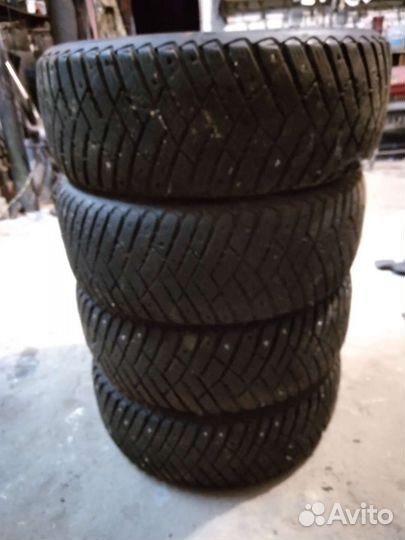 Goodyear Aquatred 195/55 R16