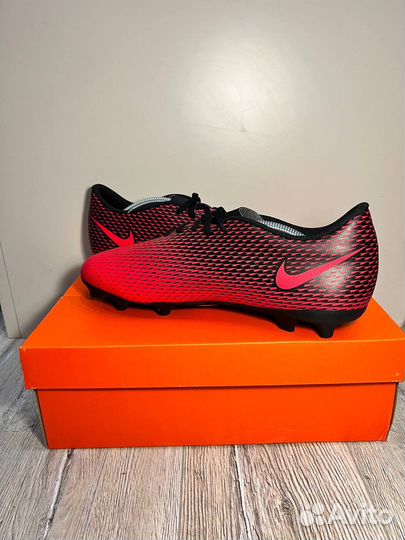 Бутсы Nike новые оригинал 12US 45 размер