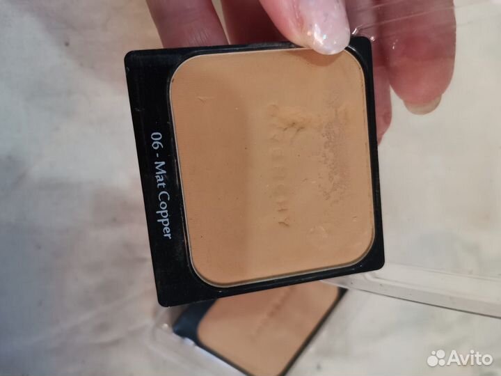 Givenchy пудра тестер