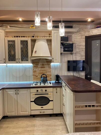 4-к. квартира, 77,8 м², 2/4 эт.