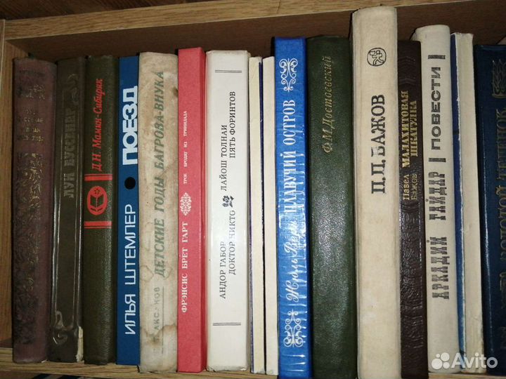 Книги разных жанров