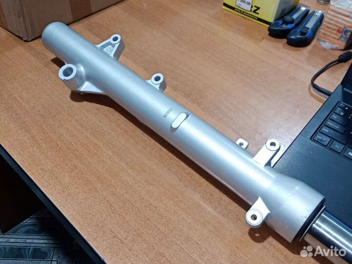 Амортизатор передний левый Racer RC200 Ranger