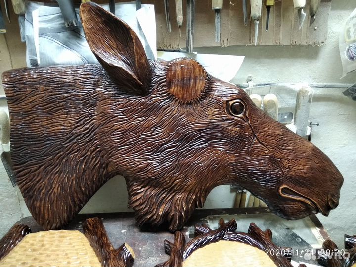 Резные медальоны