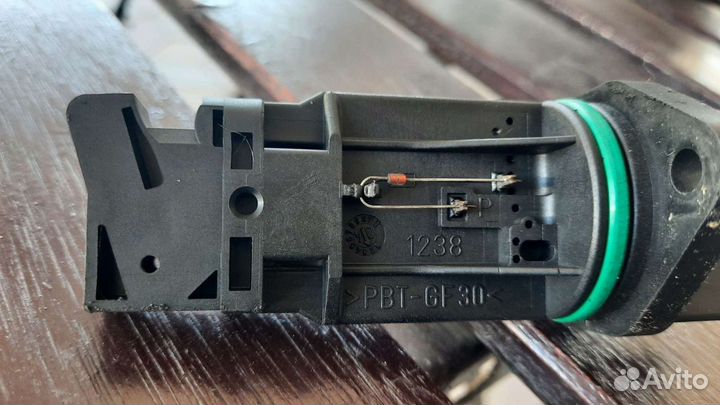 Датчик расхода воздуха mercedes w220 3.2 cdi