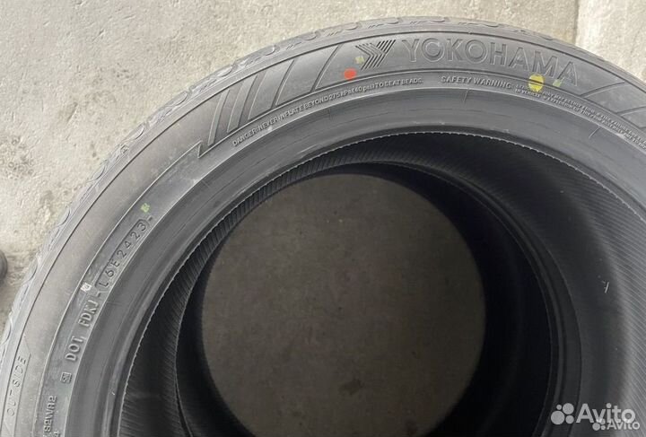 Yokohama Advan Sport V107A 245/45 R20