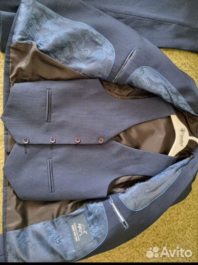 Костюм тройка на рост с 128-140 см