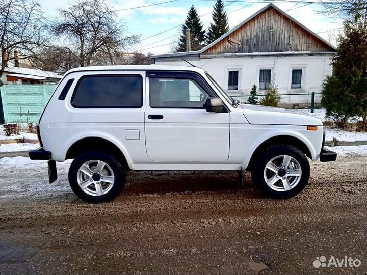 ВАЗ Niva Legend 1.7 МТ, 2024, 9 330 км