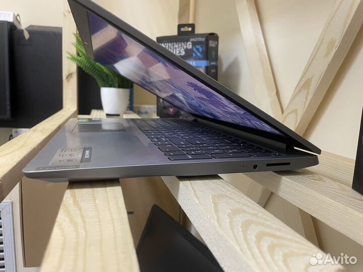 Свежий Lenovo FHD i3-8k/110mx/SSD+HDD/озу 8Gb