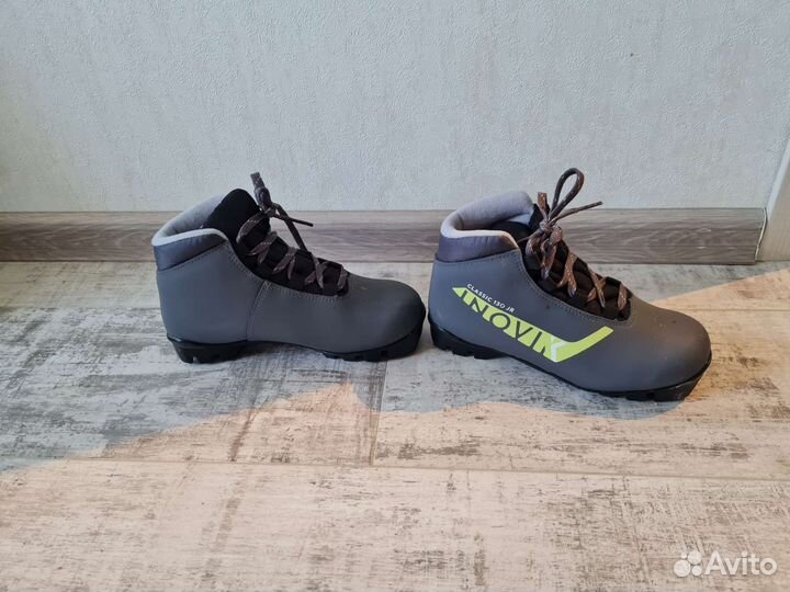 Лыжные ботинки