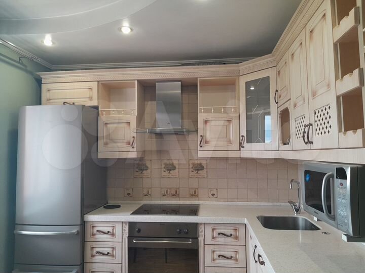 3-к. квартира, 82,7 м², 8/9 эт.