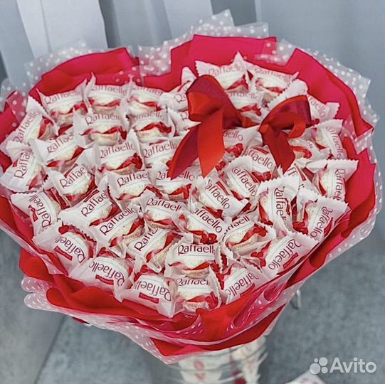 Букет из Raffaello на выпускной