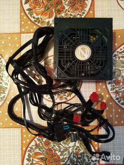 Блок питания zalman GigaMax 750W