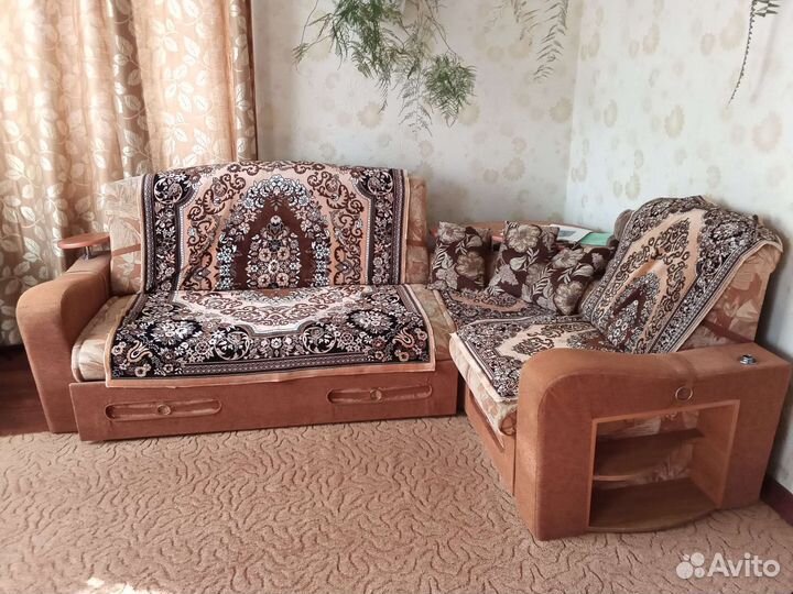 Угловой диван