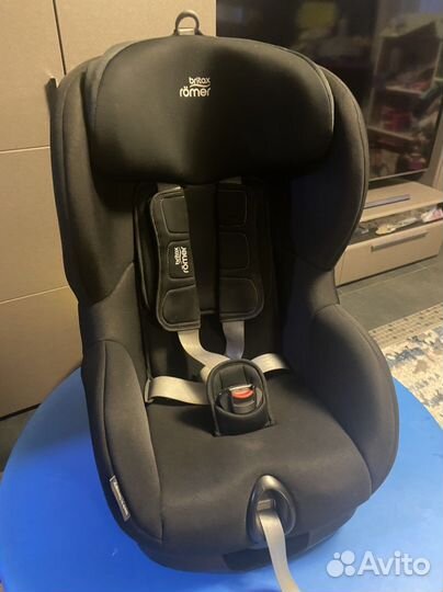Автокресло (9-25 кг) Britax Roemer Trifix2 i
