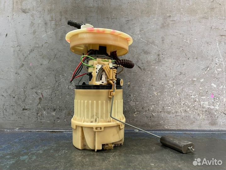 Бензонасос Mazda 3 BK LF 2.0