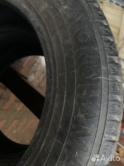 Yokohama Ice Guard IG55 215/60 R16 99T